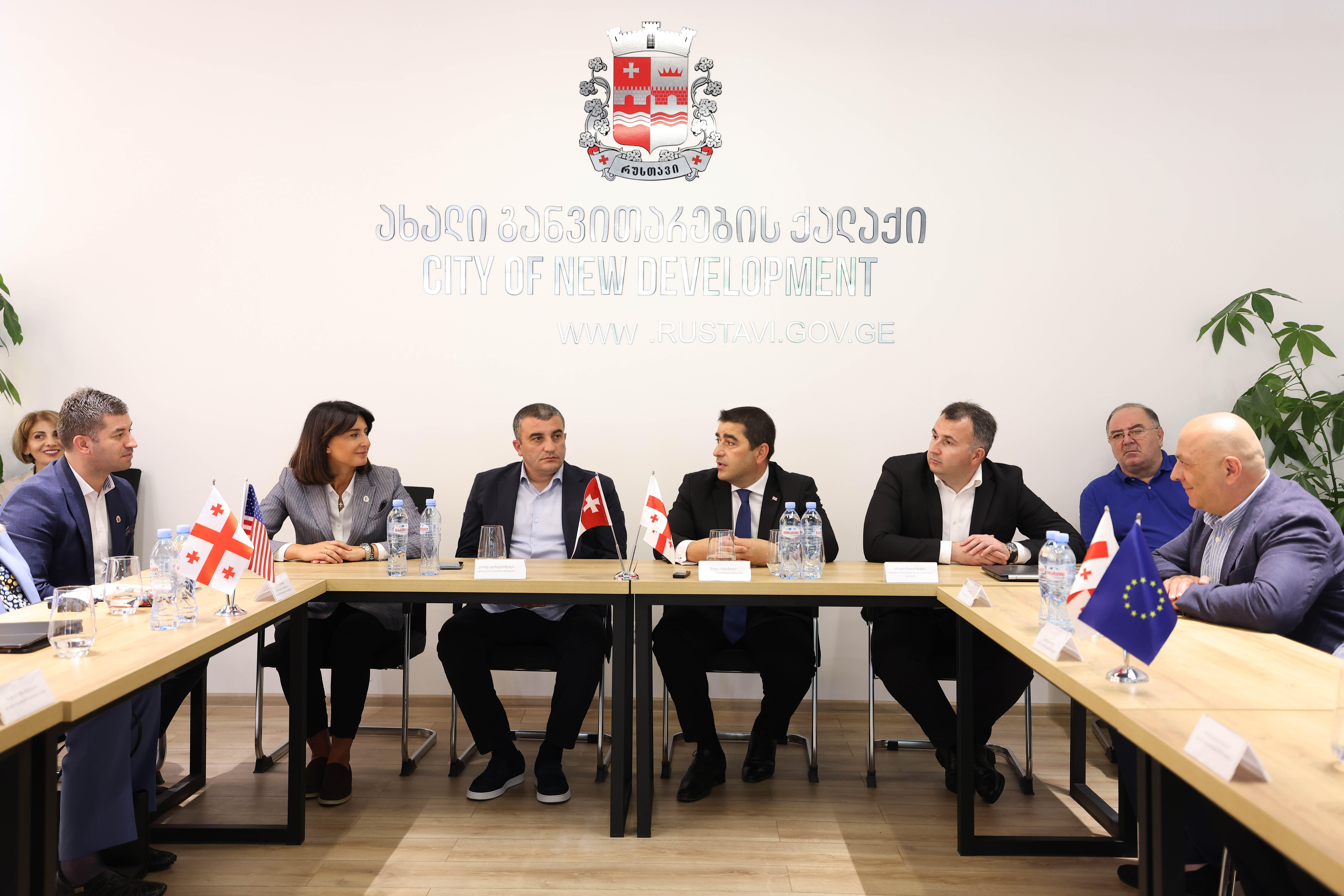 ნინო ლაცაბიძე - ჩვენ გავაგრძელებთ რეფორმებს იმისთვის, რომ თითოეულმა რუსთაველმა მერიასთან კომუნიკაციის დროს, მასზე მორგებული სერვისების მიღება სწრაფად და ეფექტურად შეძლოს