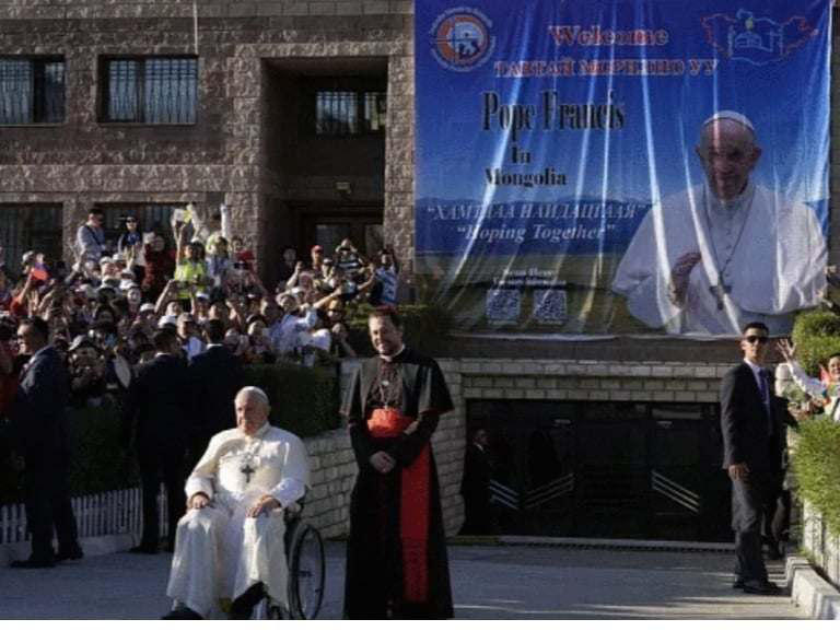 რომის პაპი ფრანცისკე, ისტორიაში პირველად, მონღოლეთს ეწვია