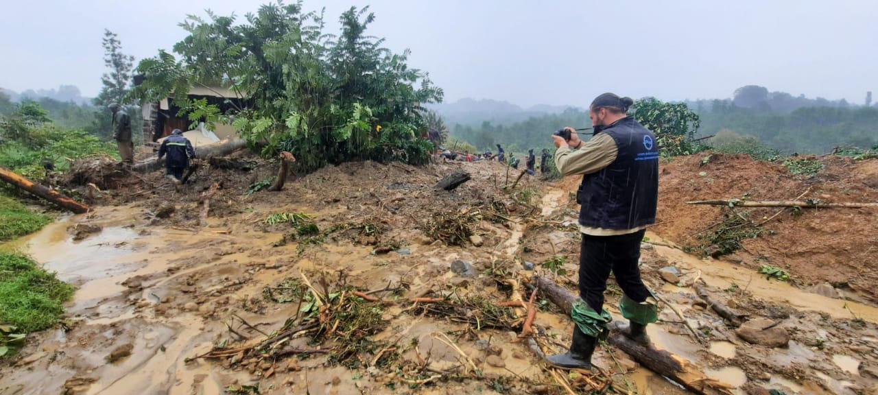 გარემოს ეროვნული სააგენტო - 35 ოჯახზე გაიცა რეკომენდაცია გეოლოგიურად მდგრად ადგილზე გადაყვანის შესახებ - გურიის მხარეში საფრთხის დონე  სტიქიის პირველ დღესთან შედარებით შემცირებულია