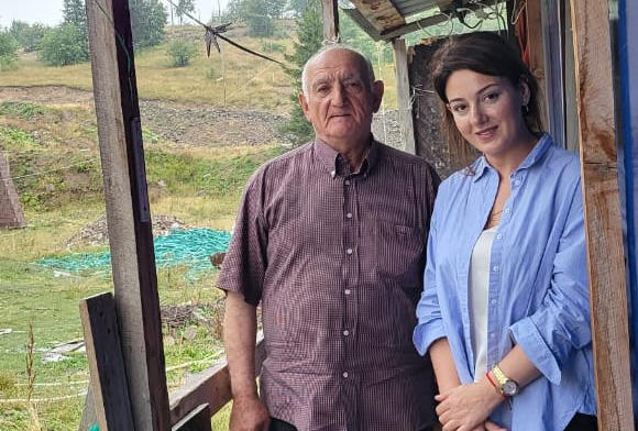 ქეთევან თურაზაშვილის განცხადებით, „ლიბერთი ბანკისგან“ დაზარალებულ ერთ-ერთ პენსიონერს, ეროვნული ბანკის გადაწყვეტილებით სესხი გაუნულდა