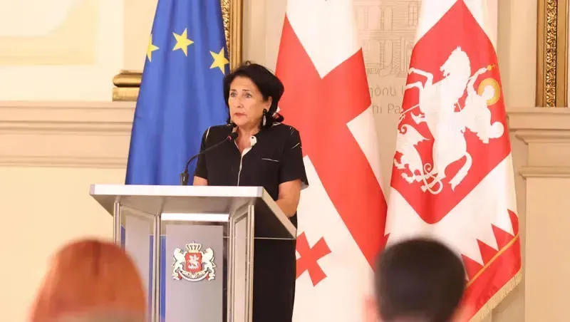 პრეზიდენტი - ძალიან ვნანობ ნათია თურნავასთან დაკავშირებით ჩემ გადაწყვეტილებას და ამისთვის ბოდიშს ვიხდი - ის უნდა გადადგეს!