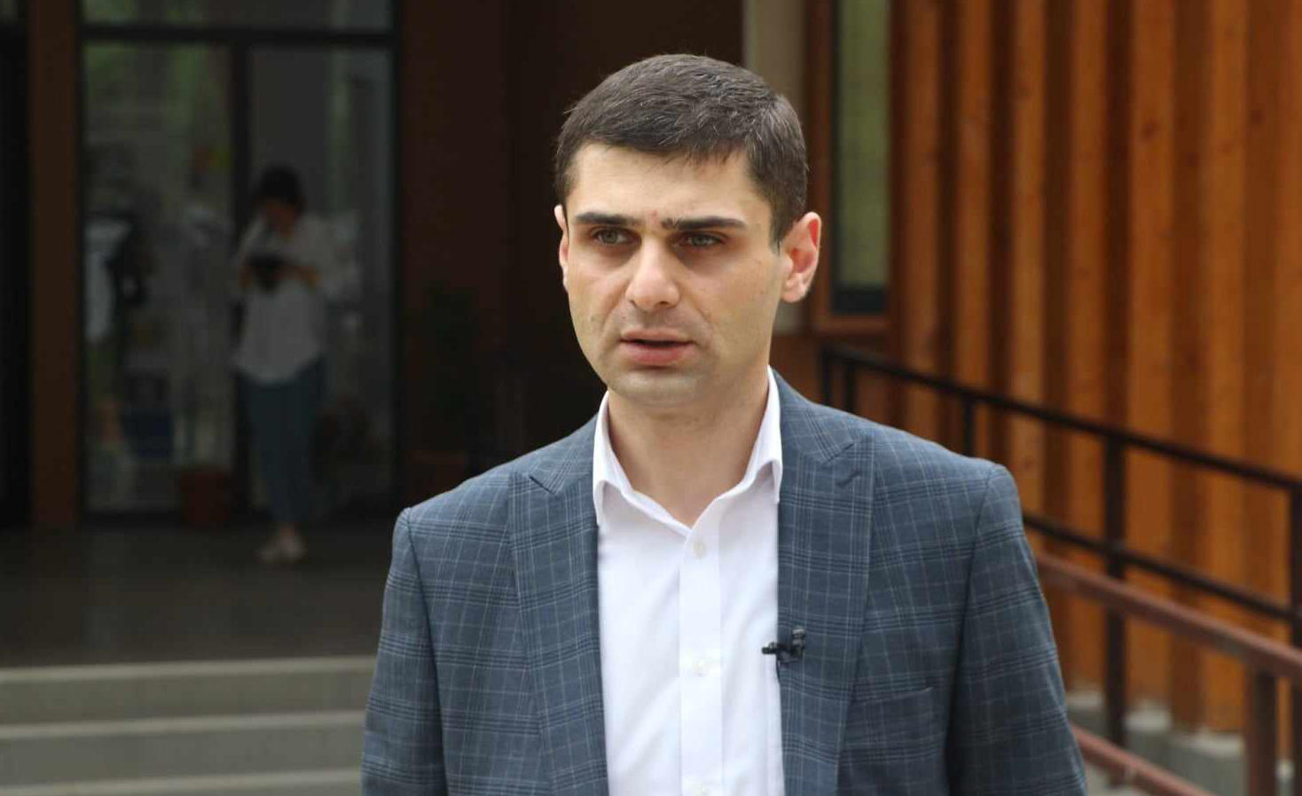 გურიის გუბერნატორი - სამწუხაროდ, ზოგიერთი პოლიტიკოსის მხრიდან, საერთო ტრაგედია პოლიტიკური სპეკულაციების საგანი გახდა, ისინი უპასუხისმგებლო განცხადებებით ცდილობენ მოქალაქეები შეცდომაში შეიყვანონ