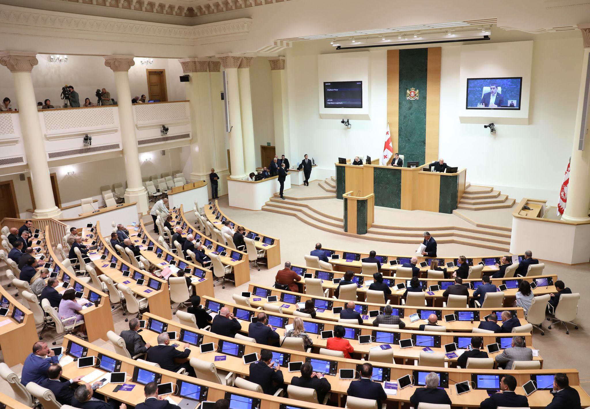 Parliament to drop the draft law "on deoligarchization”