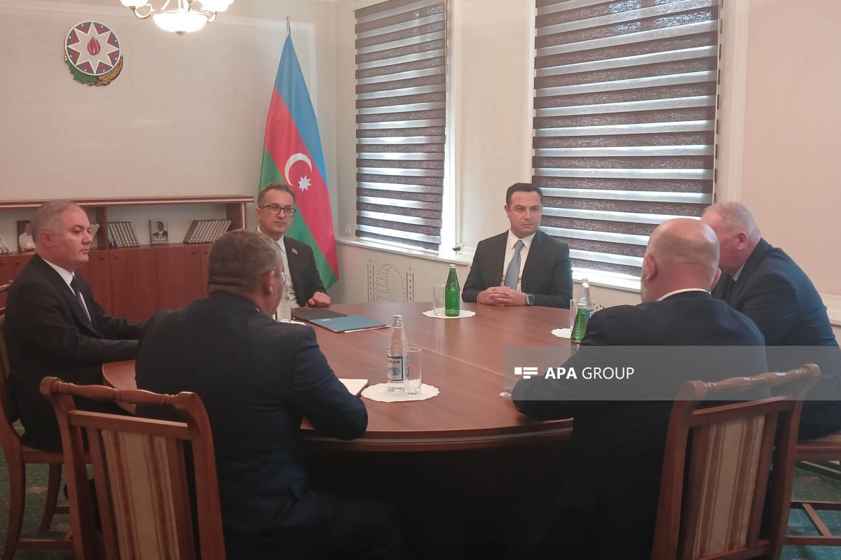 ევლახში აზერბაიჯანის ხელისუფლებისა და ყარაბაღელი სომხების წარმომადგენლებს შორის შეხვედრა გაიმართა