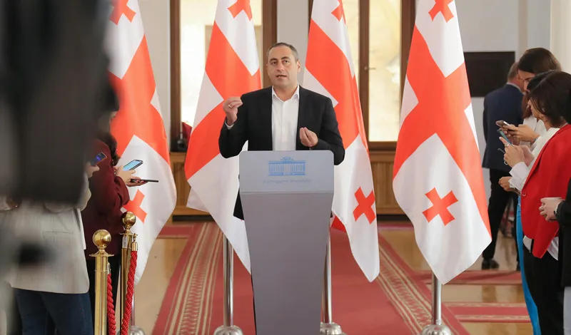 გიორგი ვაშაძე - მზად ვართ მივიღოთ უპრეცედენტო გადაწყვეტილება და ბიუჯეტის პროექტს მხარი დავუჭიროთ ერთ შემთხვევაში - თუ ამ თანხიდან 400 მილიონი მოხმარდება საპენსიო სესხების გასტუმრებას