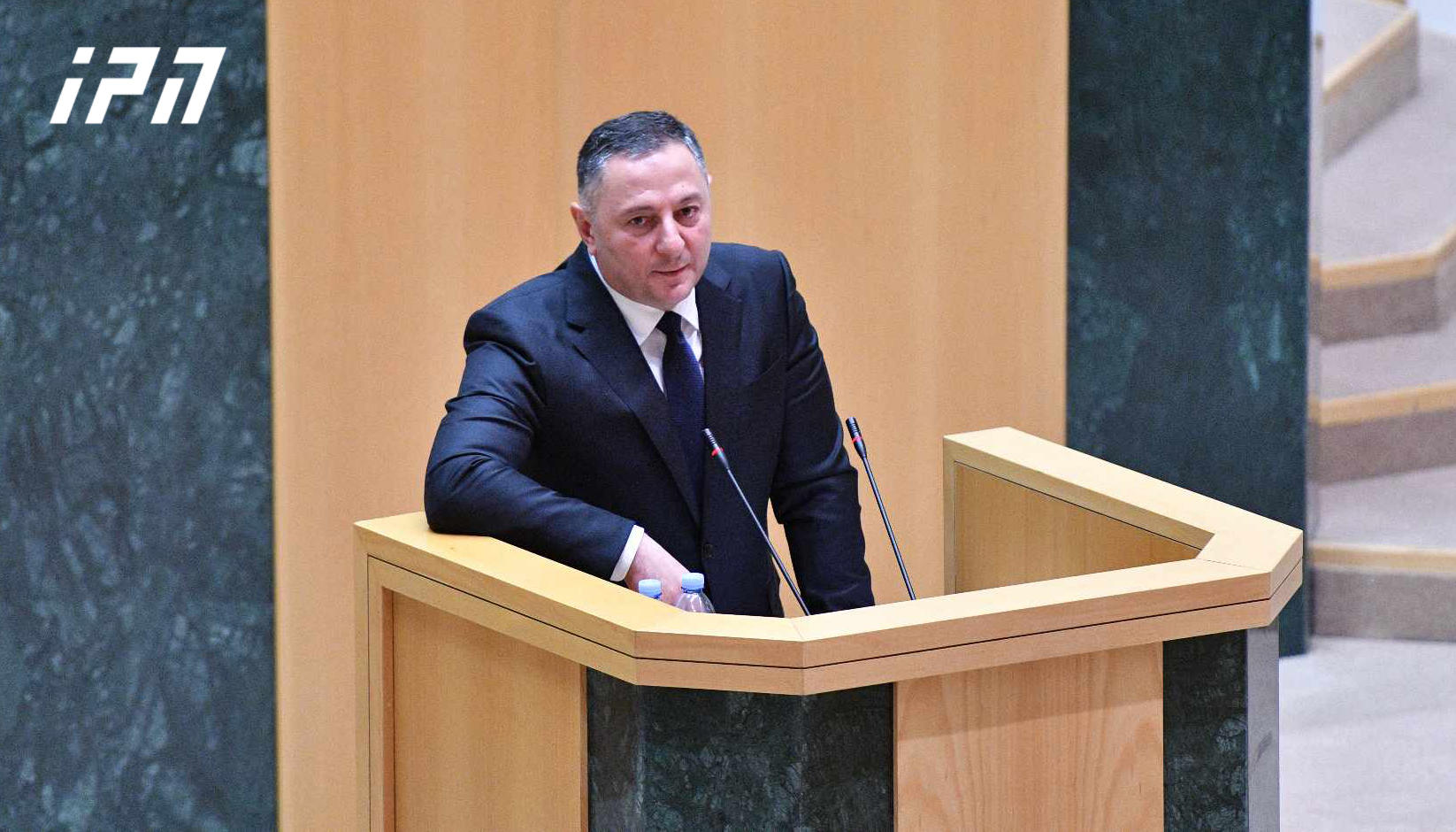 ვახტანგ გომელაური - მკითხეს, კანონს ეთანხმებით თუ არაო, აბა მითხარი, აბა მითხარიო, თითებს გვიშვერდნენ, თითქოს რამე ჩამჭრელი კითხვა იყო - მე ვარ ამ გუნდის წევრი და დიახ, ვეთანხმები, სწორია