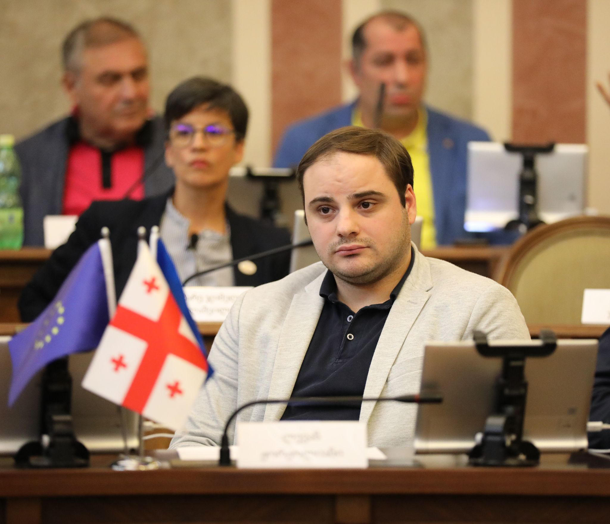 ლევან ჟორჟოლიანი „ნაციონალურ მოძრაობას“ - თუ რამე რუსული იყო ამ ქვეყანაში, ეს იყო მაშინ, როდესაც თქვენ გებარათ ხელისუფლება