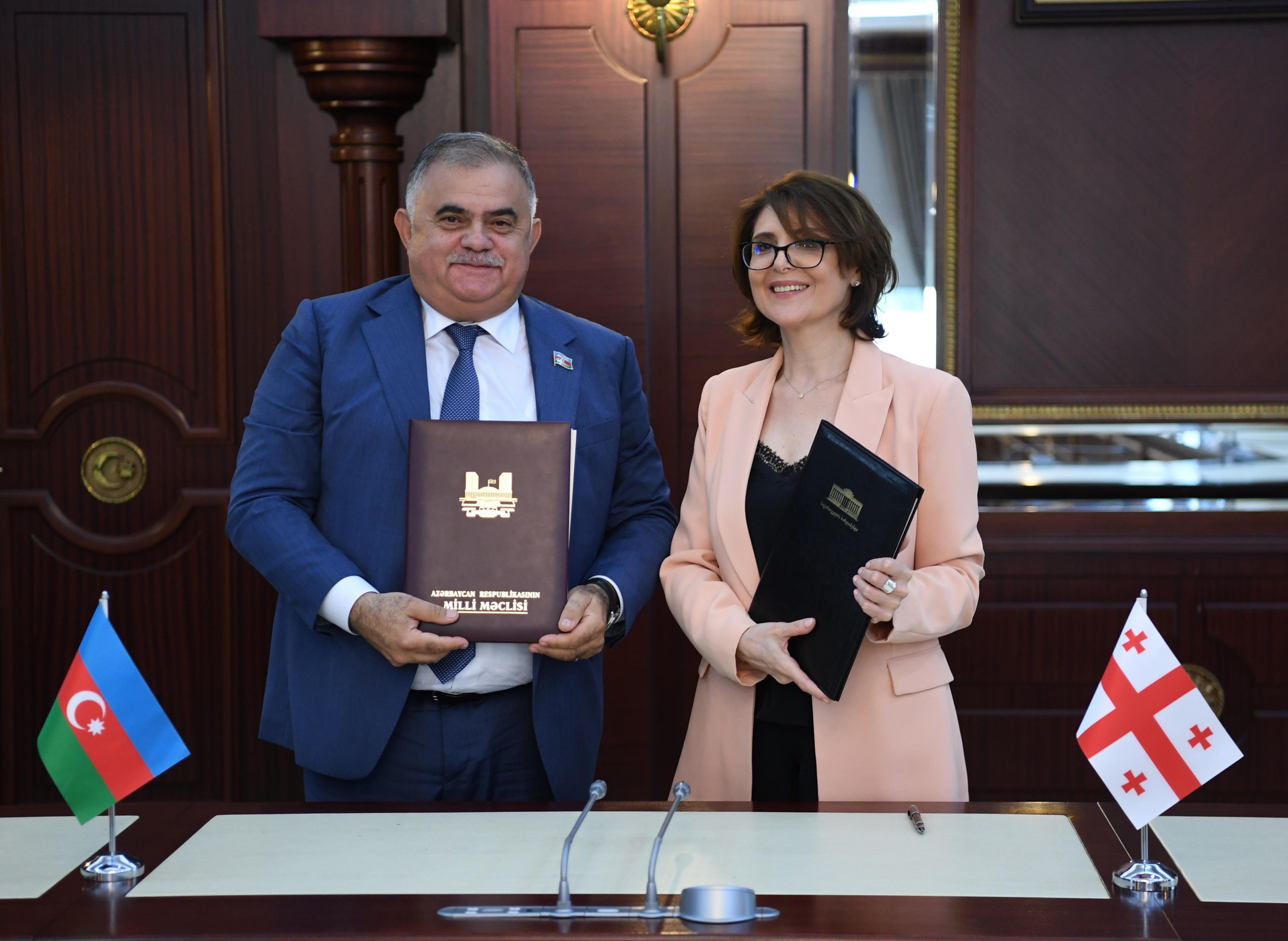 საქართველოს პარლამენტისა და აზერბაიჯანის რესპუბლიკის მილი მეჯლისის  კულტურის კომიტეტებს შორის თანამშრომლობის მემორანდუმი გაფორმდა