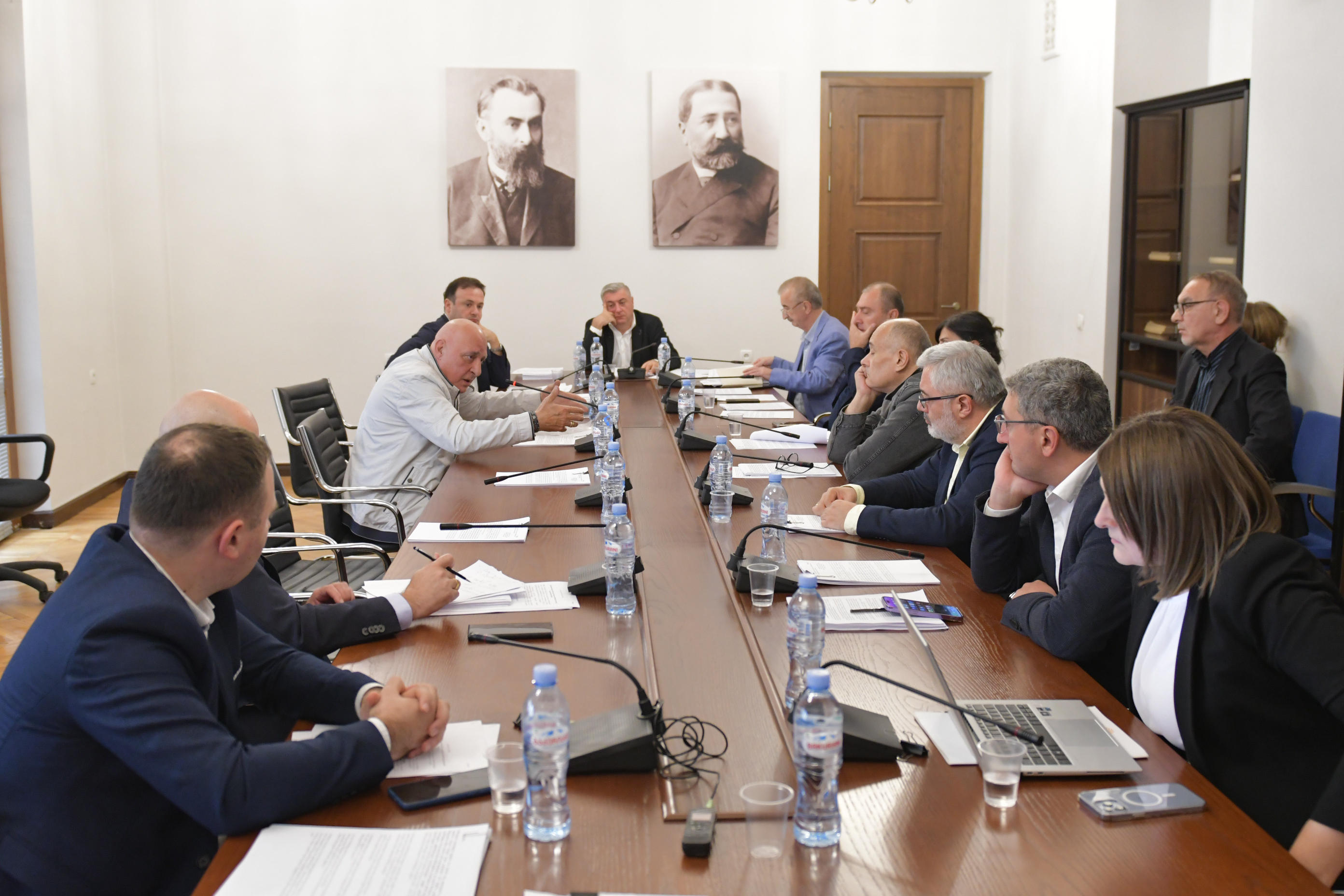 პარლამენტის პოლიტიკისა და თვითმმართველობის კომიტეტმა პირველი მოსმენით განიხილა ცვლილებები, რითაც აკუსტიკური ხმაურის დასაშვები ნორმების გადამეტებისთვის ჯარიმები გამკაცრდება