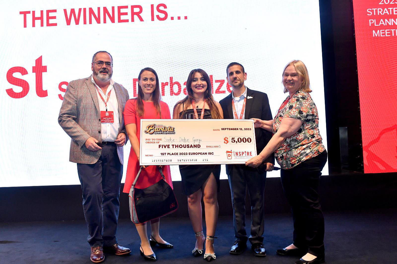 „დანკინის“ ბარისტათა საერთაშორისო კონკურსზე საუკეთესო ყავის მომზადებისთვის ქართველი ბარისტა დააჯილდოვეს