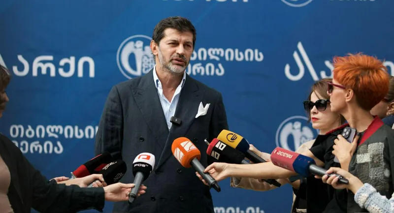 კახა კალაძე - ის, რომ ბიზნესი ვითარდება, სხვადასხვა კომპანიები იხსნება, ეს აჩენს კონკურენციას და ამაში ცუდი არაფერია - მნიშვნელობა არ აქვს, რუსი იქნება, ამერიკელი, ირანელი თუ ავსტრიელი, ვინც კანონს დაარღვევს შესაბამისი რეაგირება მოჰყვება
