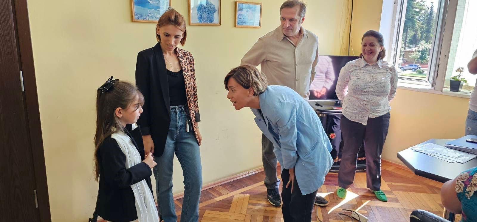 ანა წითლიძე განათლების სამინისტროს და ხელისუფლებას მოუწოდებს, სკოლებში უფასო კვების პროგრამა დაიწყონ