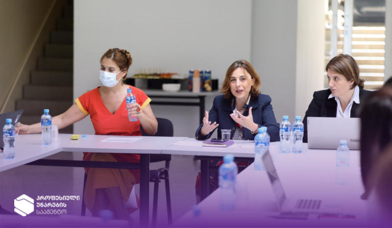 პროფესიული უნარების სააგენტოში, ევროკავშირის მიერ მხარდაჭერილი პროგრამის - „განათლება დასაქმებისთვის“ - საგრანტო კომპონენტის ფარგლებში სამუშაო შეხვედრა გაიმართა