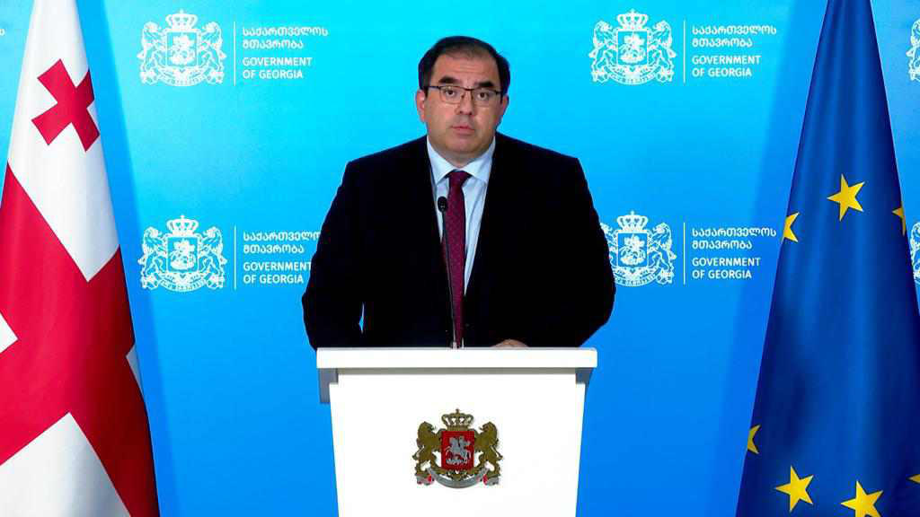 მინისტრის მოადგილის განმარტებით, მთავრობისგან დახმარებას მხოლოდ ის მევენახეები მიიღებენ, რომლებსაც სეტყვის შედეგად ყურძენი სრულად დაუზიანდათ და ვენახი დაზღვეული არ ჰქონდათ