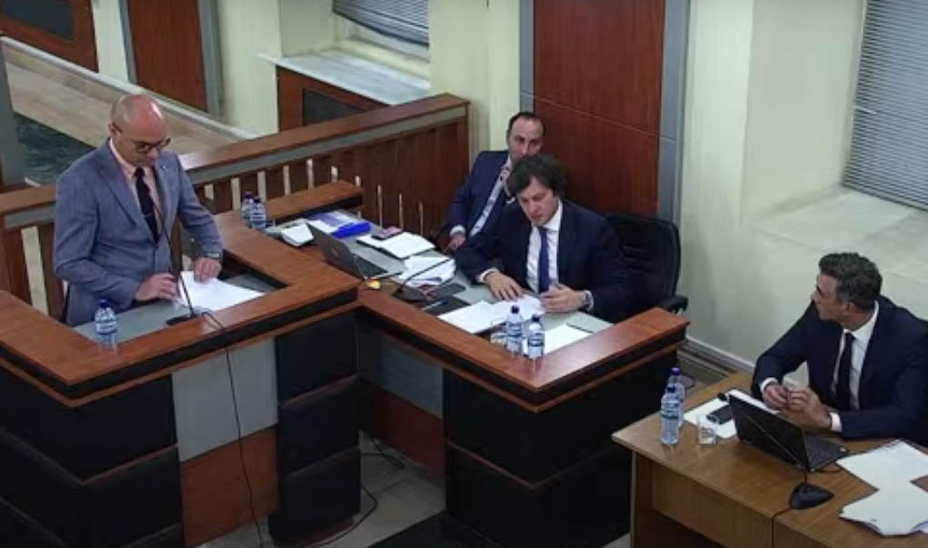 მთავრობის საპარლამენტო მდივნის განცხადებით, პრეზიდენტს საერთაშორისო ვიზიტებზე 71 შემთხვევიდან უარი 13-ჯერ ეთქვა