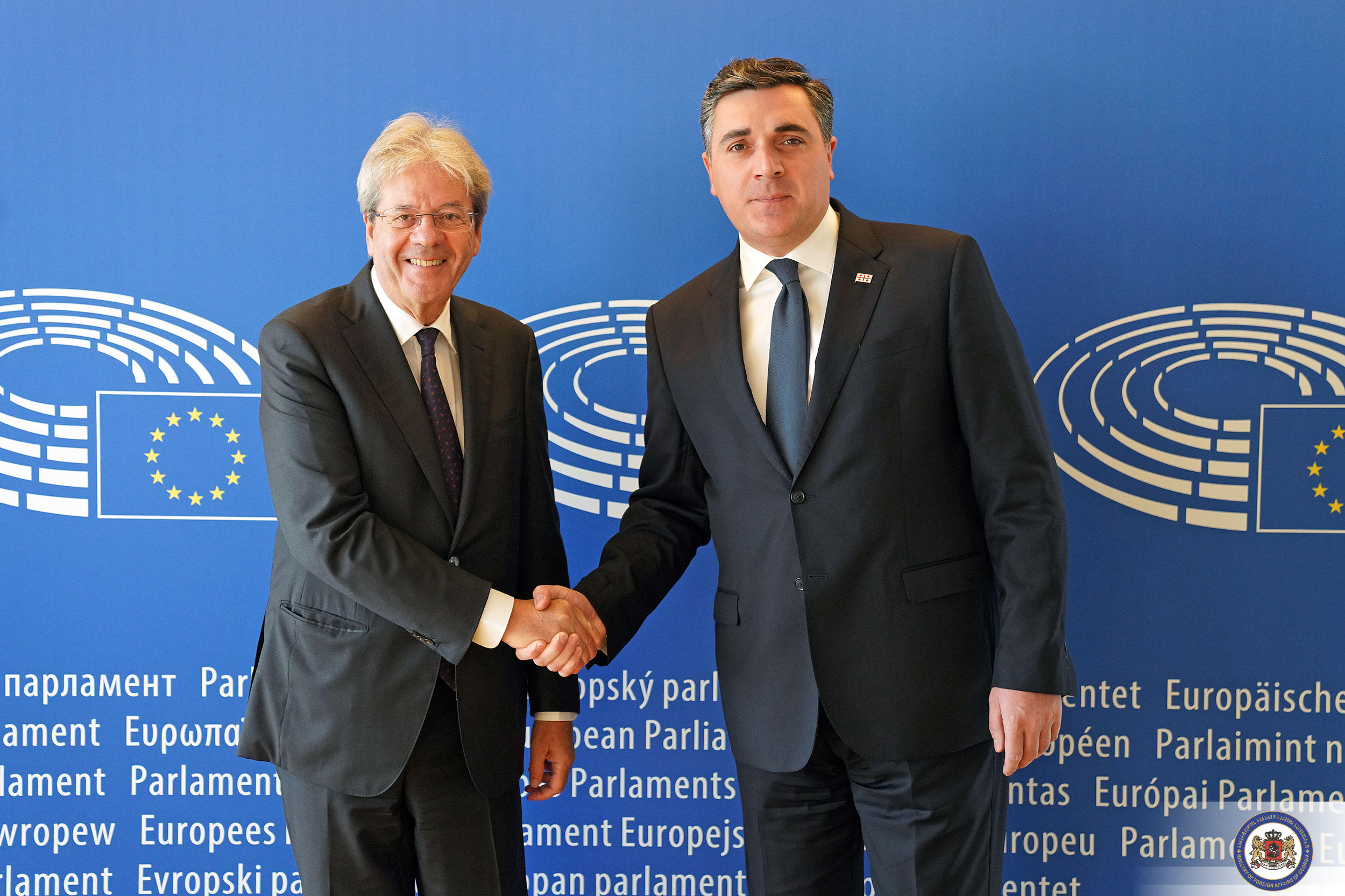 ილია დარჩიაშვილი ევროკომისარ პაოლო ჯენტილონის შეხვდა