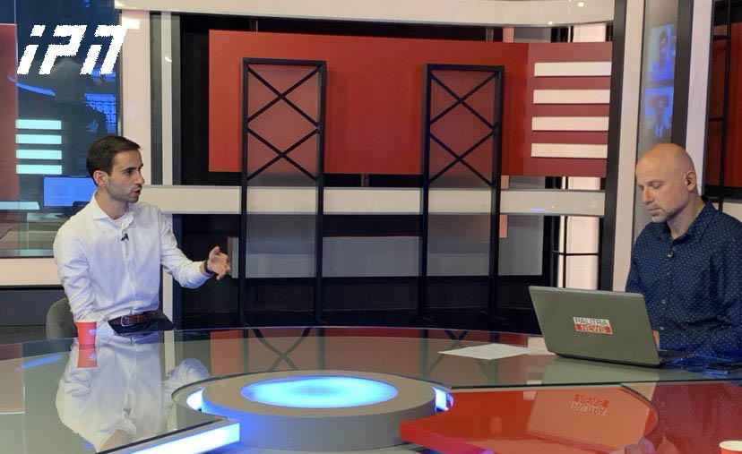 ნიკა სიმონიშვილი - გაცხადებული საგარეო პოლიტიკური კურსი გვაქვს - პრეზიდენტი წავიდა, რომ ევროინტეგრაციის პროცესს დაუჭიროს მხარი, სად აირია სიტუაცია?  - აირია მთავრობის უარით, რომელშიც არაკონსტიტუციურობას ვხედავ