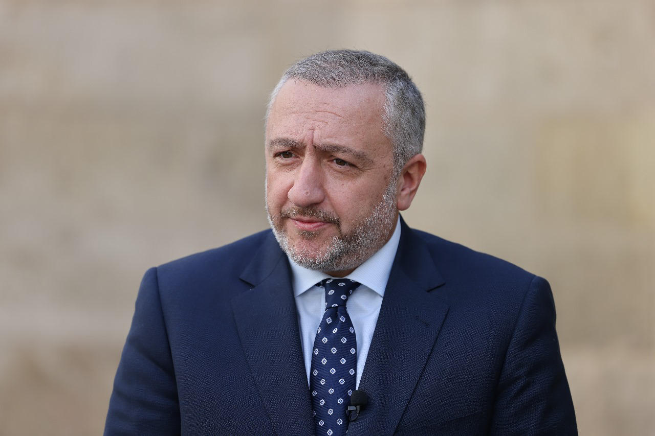 ელჩი - ესპანეთი მასპინძლობს რიგით მესამე ევროპული პოლიტიკური გაერთიანების სამიტს, სადაც მოწვეულია საქართველოს პრემიერი - იგი დაესწრება გახსნის ცერემონიას და მონაწილეობას მიიღებს მრგვალი მაგიდის ფორმატში, თემატურ განხილვებში