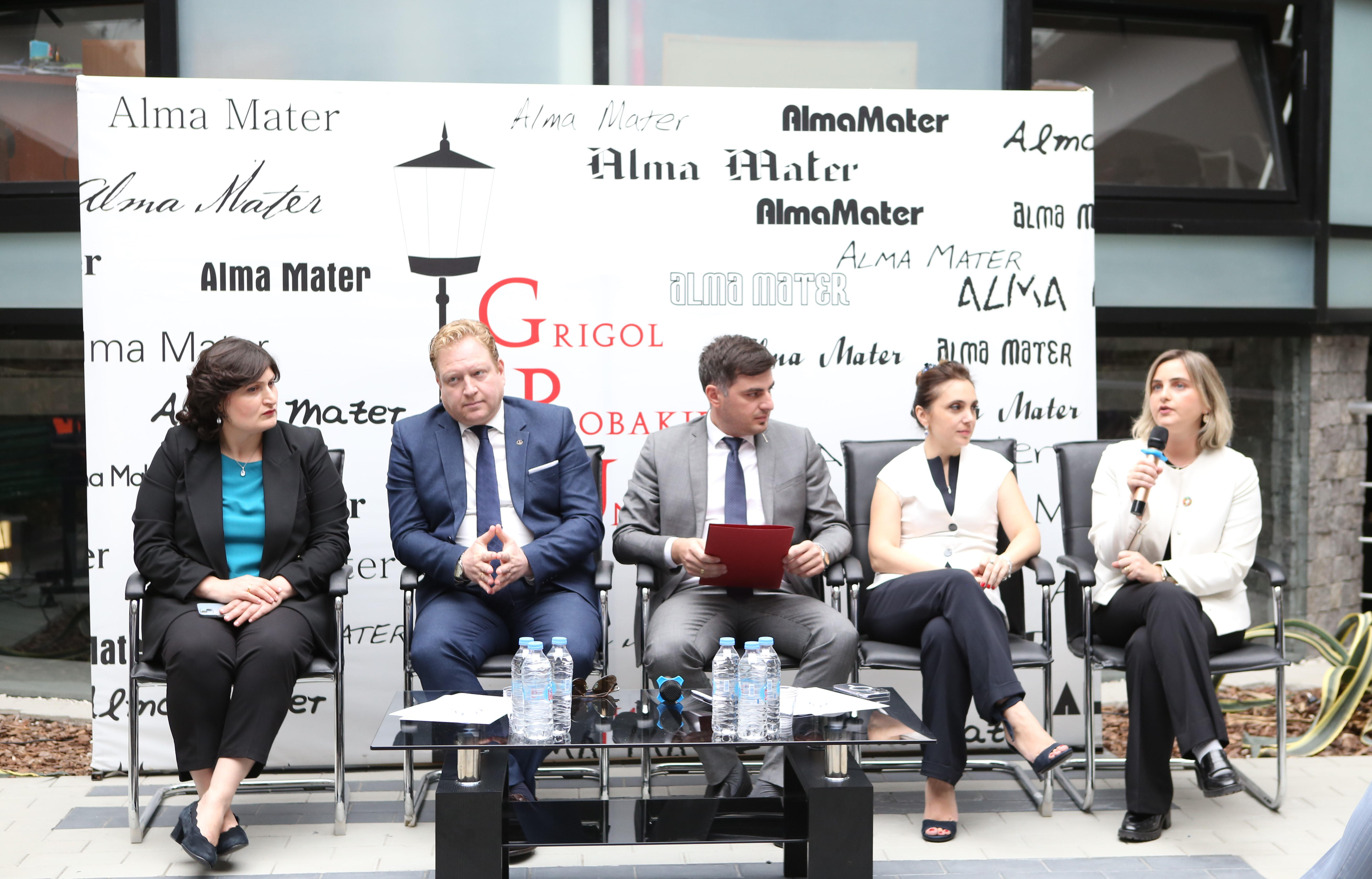 გრიგოლ რობაქიძის სახელობის უნივერსიტეტში მდგრადი განვითარების ცენტრი გაიხსნა