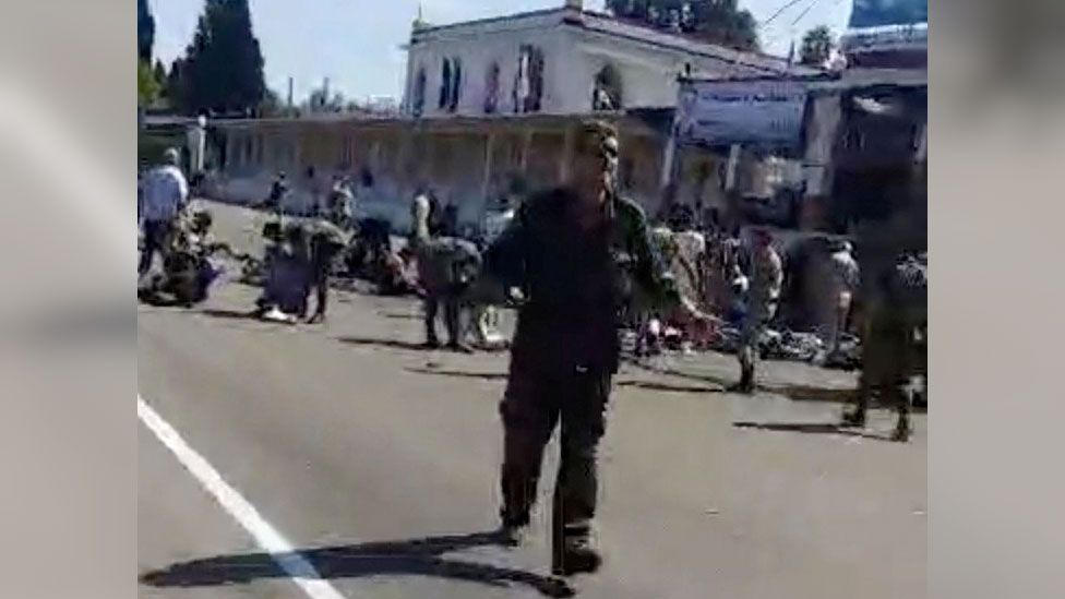 სირიაში, სამხედრო აკადემიაზე დრონებით თავდასხმას მინიმუმ 100 ადამიანი ემსხვერპლა