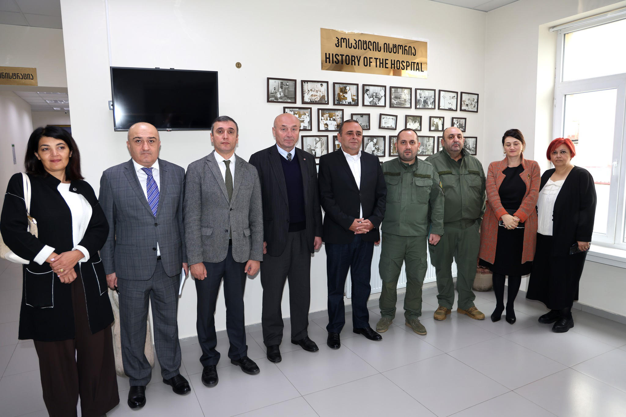 ვეტერანთა ჰოსპიტალს სომხეთის სამხედრო მოსამსახურეთა სოციალური დაცვის სამსახურის უფროსი დელეგაციასთან ერთად სტუმრობდა