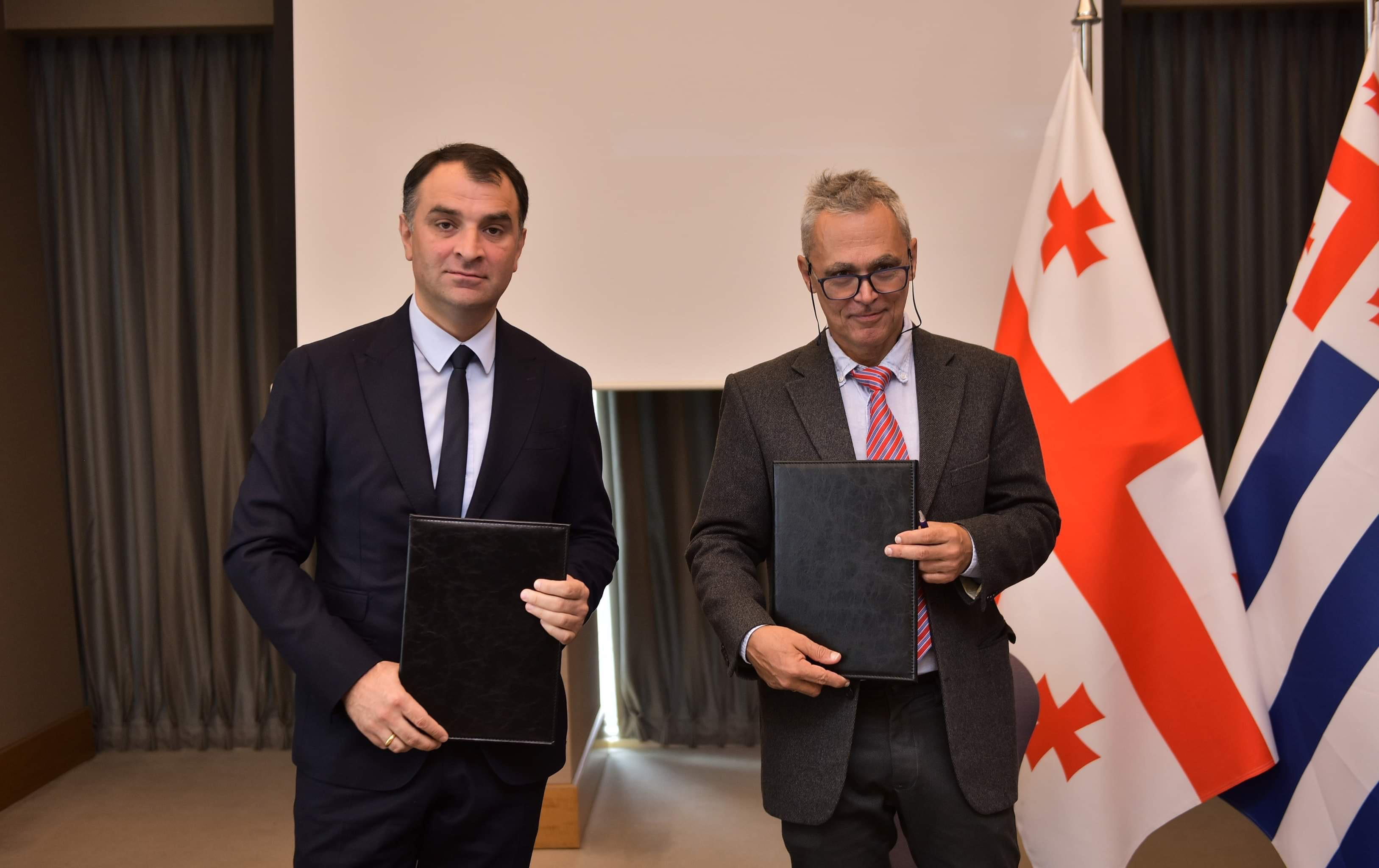 არჩილ ჩიქოვანი - ბათუმის შემოერთებულ ტერიტორიებზე წყლისა და წყალარინების სისტემების რეაბილიტაცია იწყება