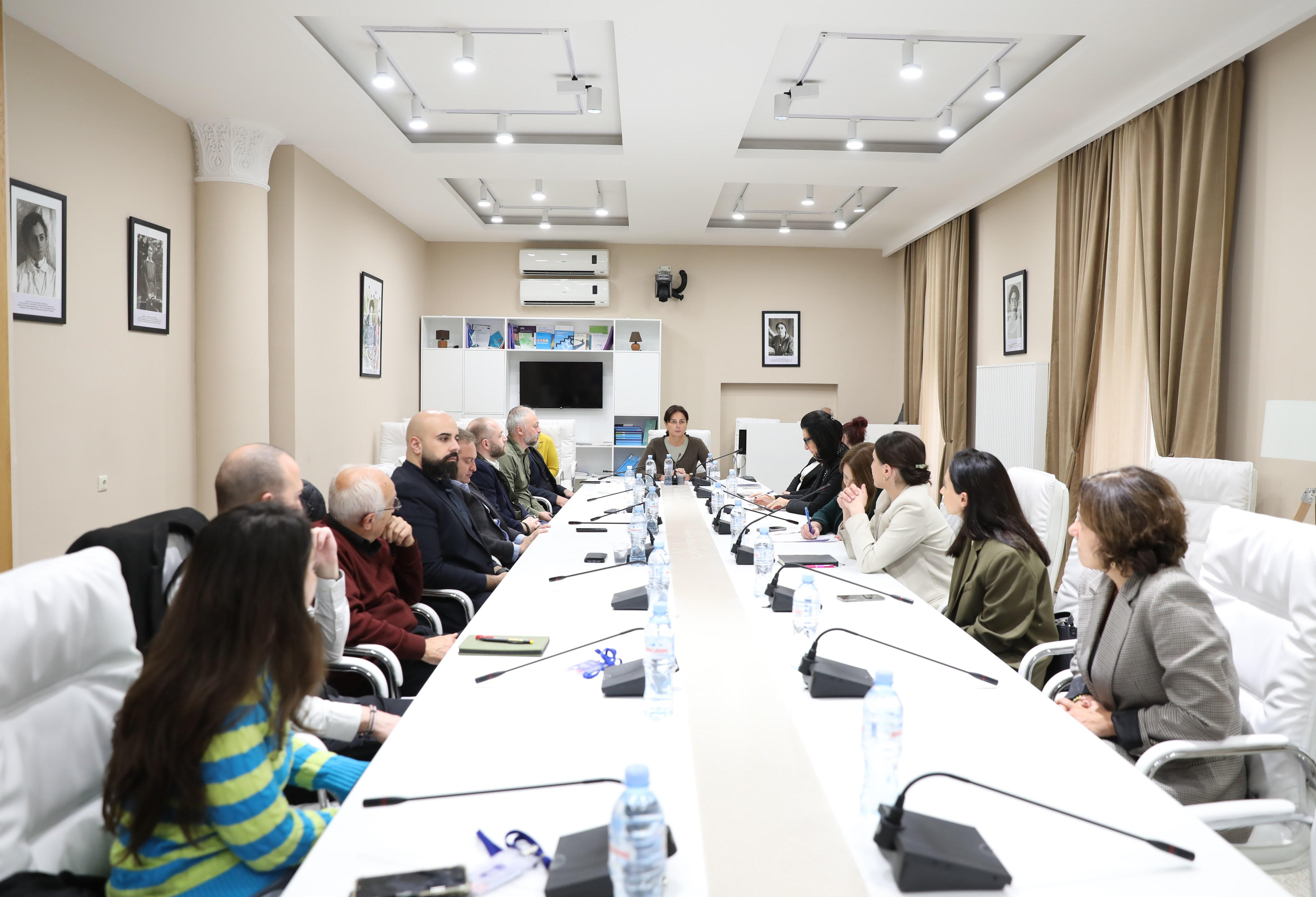 პარლამენტის გარემოს  დაცვისა და ბუნებრივი რესურსების კომიტეტში სამუშაო შეხვედრა გაიმართა