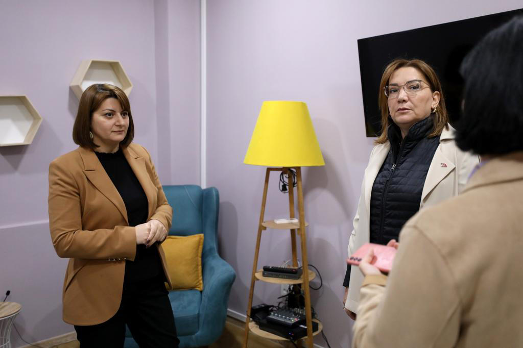 თურქეთის ომბუდსმენი სექსუალური ძალადობის მსხვერპლ ბავშვთა ინტეგრირებული მომსახურების ცენტრში იმყოფებოდა