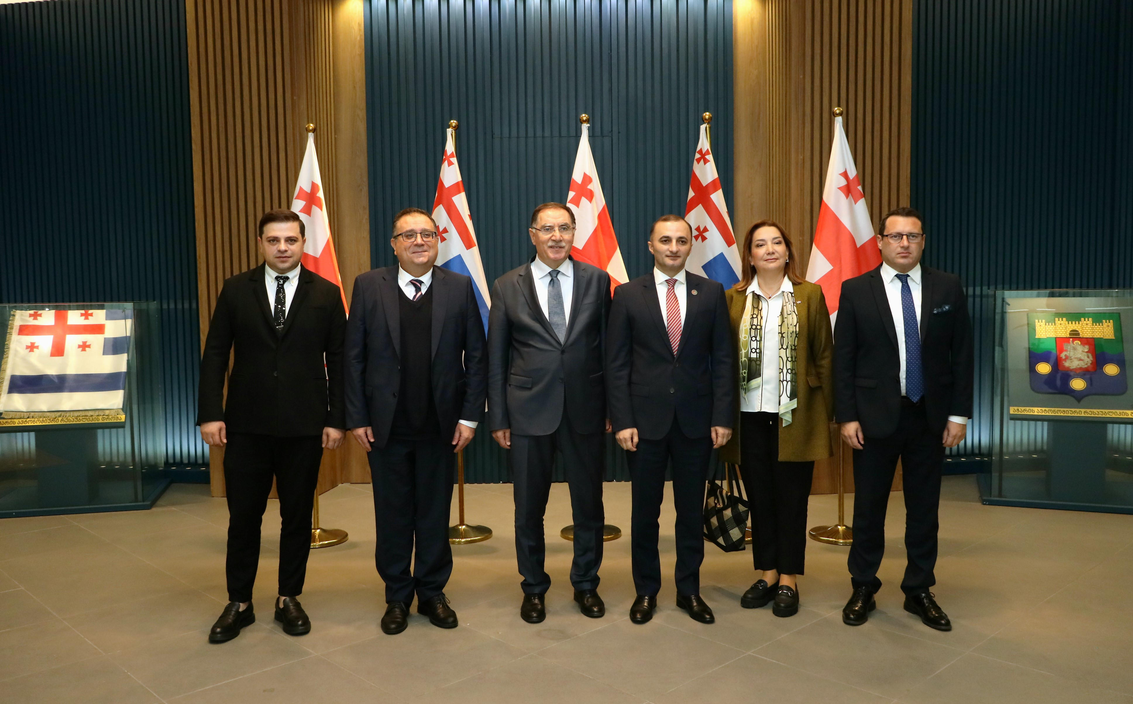 დავით გაბაიძემ თურქეთის რესპუბლიკის მთავარ ომბუდსმენს, შერეფ მალქოჩს უმასპინძლა