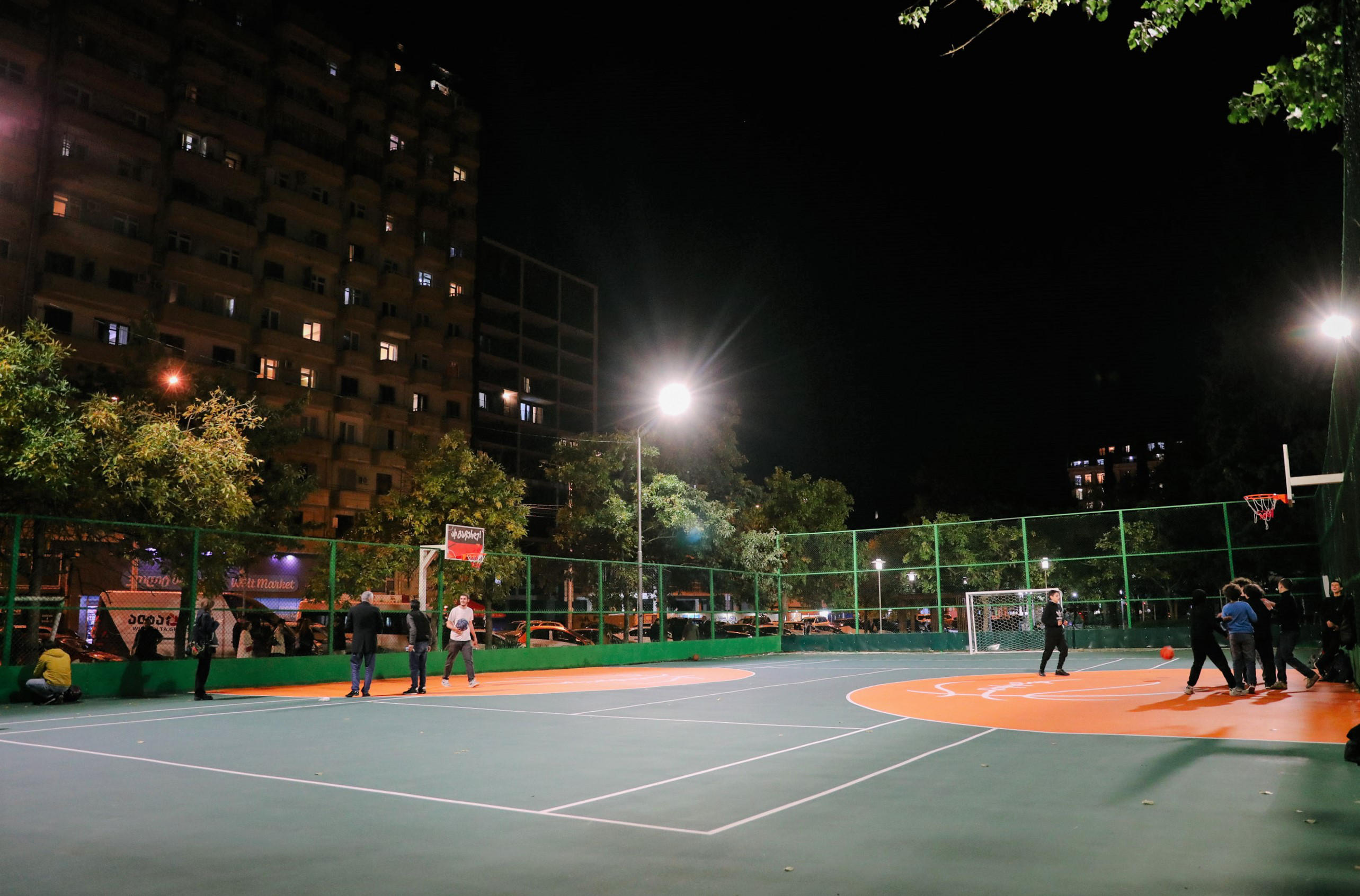 მარიჯანის ქუჩაზე უნივერსალური სპორტული მოედანი მოეწყო