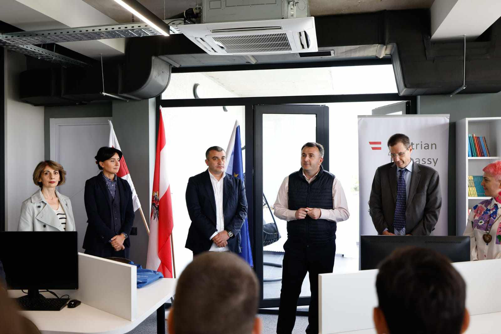 რუსთავის მედიათეკაში ავსტრიული კუთხე გაიხსნა