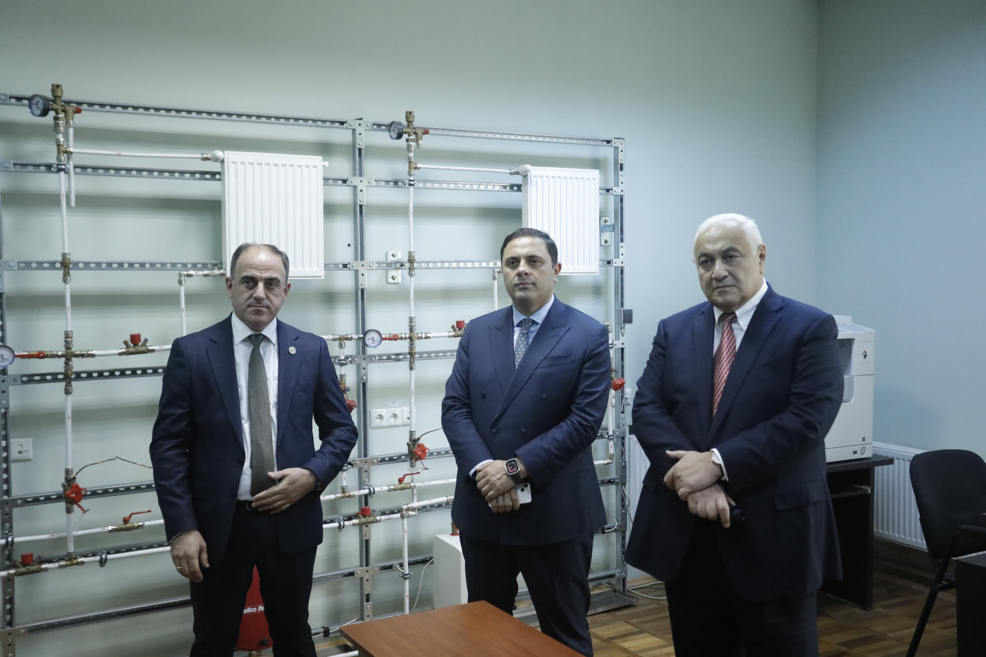 რომეო მიქაუტაძემ საქართველოს ტექნიკური უნივერსიტეტის ენერგეტიკის ფაკულტეტის 95 წლის იუბილესადმი მიძღვნილ ღონისძიებაში მიიღო მონაწილეობა