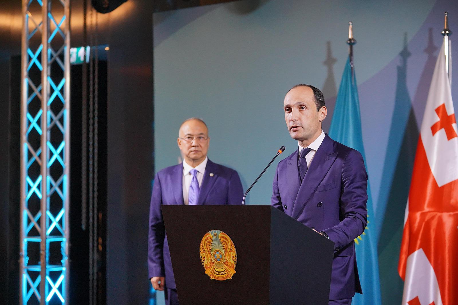 ლევან დავითაშვილმა ყაზახ ხალხს ყაზახეთის რესპუბლიკის დღე მიულოცა
