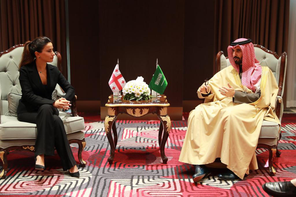 მარიამ ქვრივიშვილი საუდის არაბეთის ტურიზმის მინისტრის მოადგილეს სულთან ალ მუსალამს შეხვდა