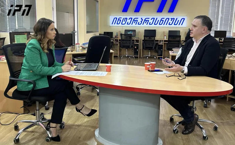 ზაზა ბიბილაშვილი - „ქართული ოცნების“ პოლიტიკის შედეგად მცოცავი ოკუპაცია, გიგა ოთხოზორია, ტატუნაშვილი, გინტური და სოხუმის აეროპორტის გახსნა მივიღეთ - ის მარტო წინა 9-წლიანი მმართველობის დანატოვარს  კი არა, შევარდნაძის დროინდელ მიღწევებსაც ანადგურებს