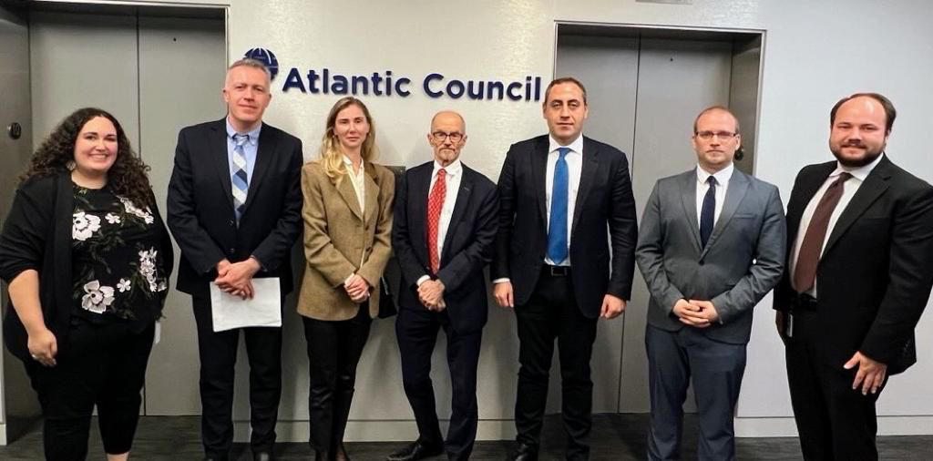 „გამარჯვების კოალიციის“ ლიდერებმა აშშ-ში, ატლანტიკურ საბჭოში შეხვედრა გამართეს