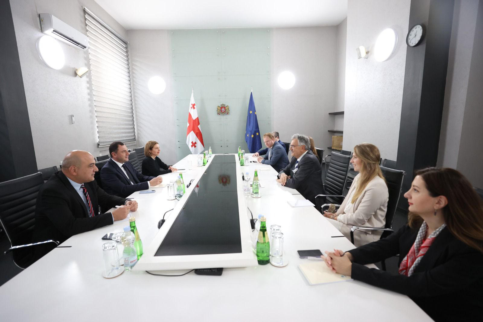 გიორგი ამილახვარი ქუთაისის საერთაშორისო უნივერსიტეტის საპატიო პრეზიდენტ ვოლფგანგ ჰერმანს შეხვდა