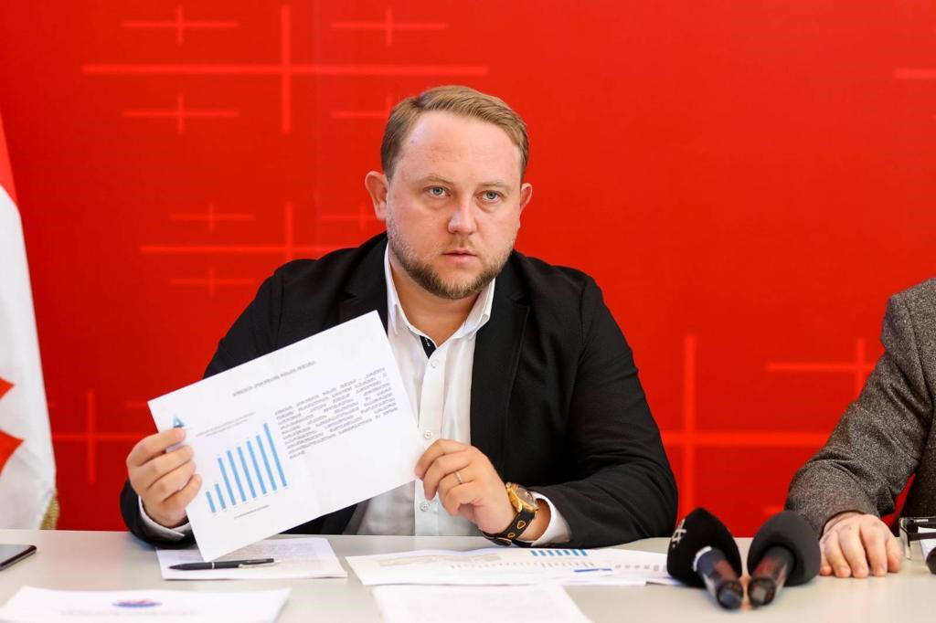 ვასო ურუშაძე - ბიძინა ივანიშვილი 11 წელია ებრძვის აბრეშუმის გზის პერსპექტივას საქართველოში