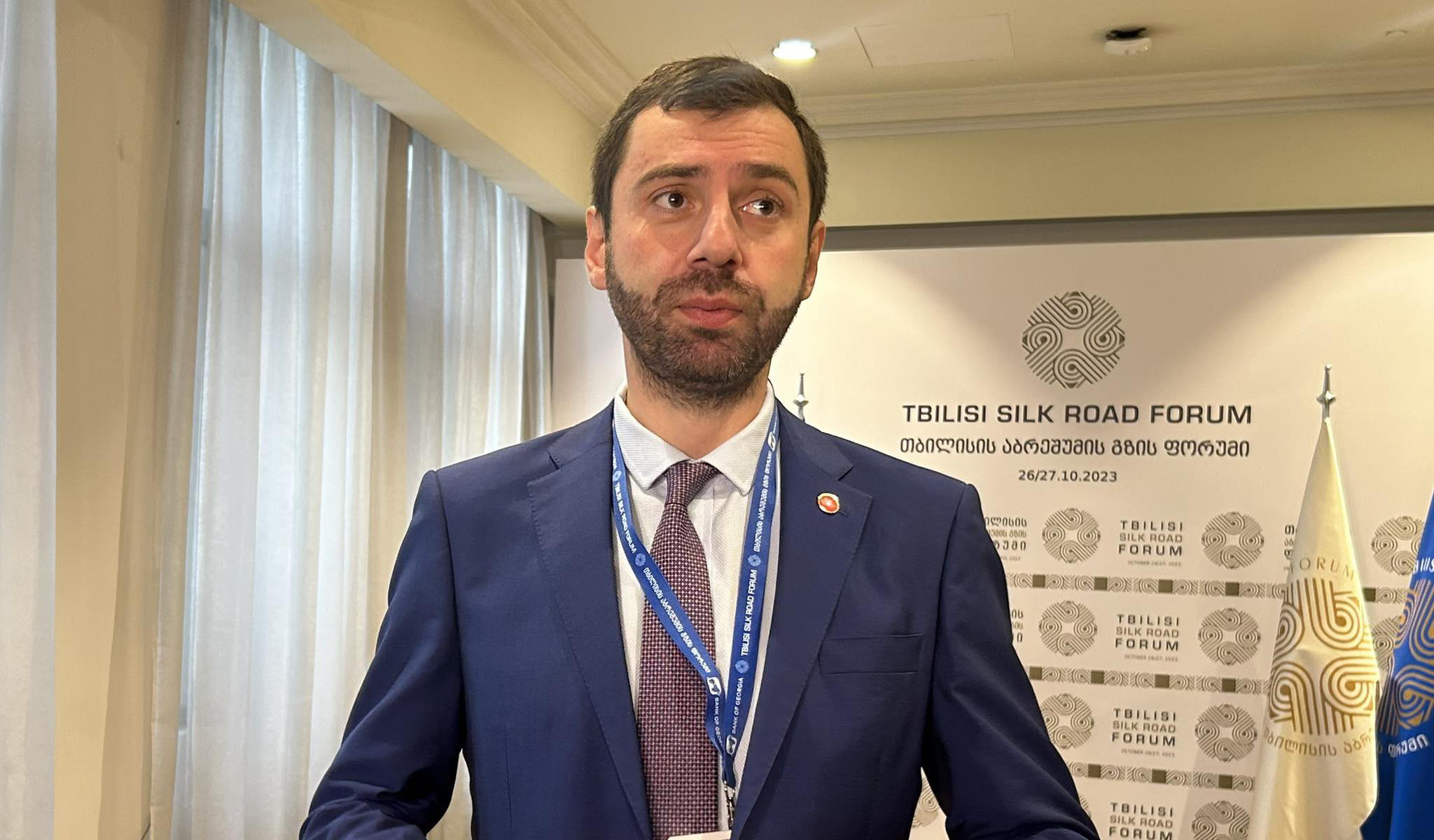 გიორგი აბაშიშვილი - „აბრეშუმის გზის ფორუმს“ ისტორიული დატვირთვაც აქვს - აზერბაიჯანისა და სომხეთის უმაღლესი წარმომადგენლები ერთად მონაწილეობდნენ დისკუსიებში და მათი მხრიდან როგორც სამშვიდობო, ისე ეკონომიკური თანამშრომლობის ინიციატივები გაჟღერდა