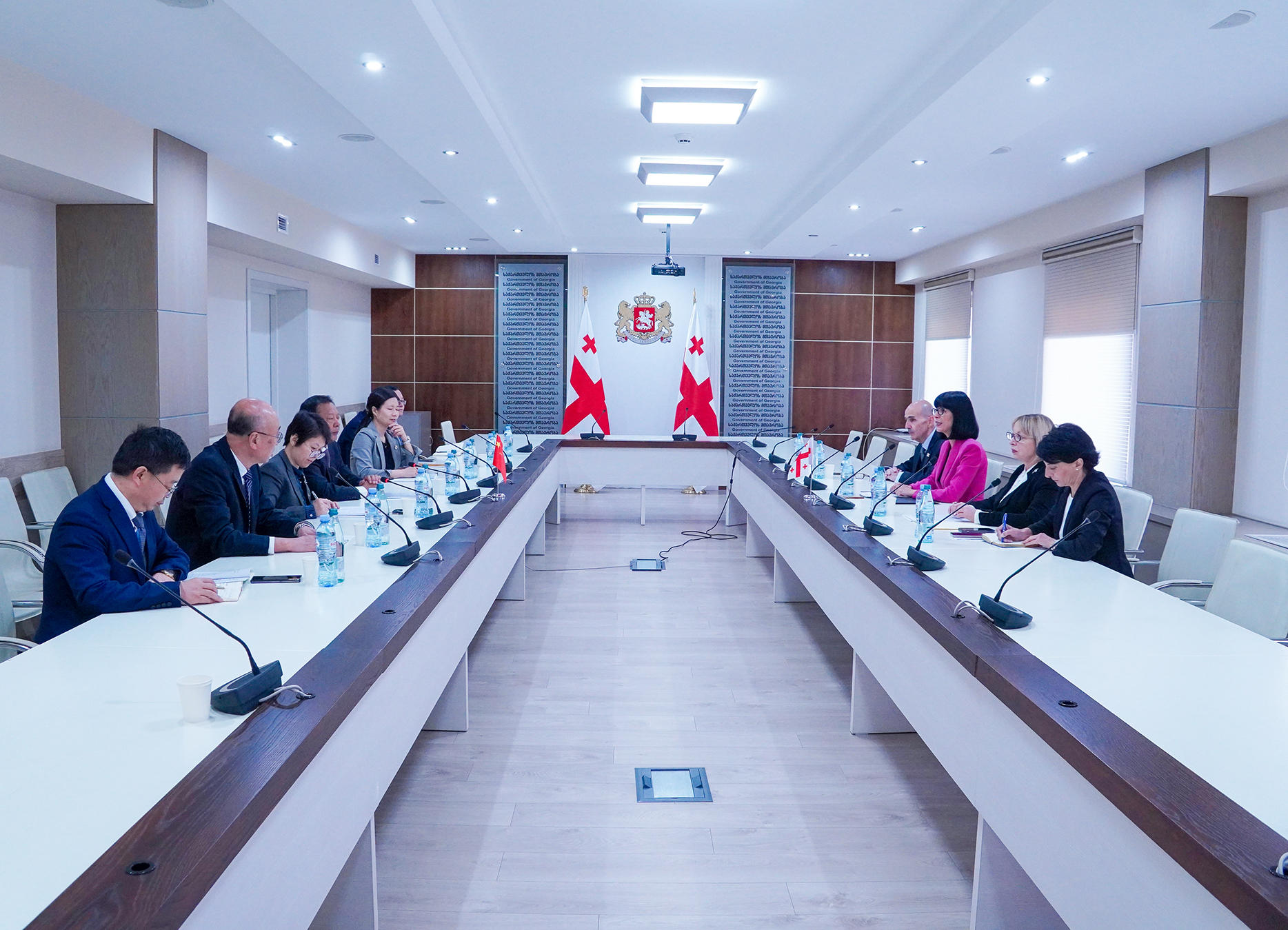 თეა ახვლედიანი ჩინეთის სახალხო რესპუბლიკის ეთნიკურ საკითხთა ეროვნული კომისიის დელეგაციას შეხვდა