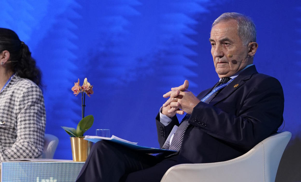 ლაზარ კომანესკუ - მსურს, აბრეშუმის გზის ფორუმის ორგანიზატორებს მადლობა გადავუხადო თემის - „დაკავშირებადობის“ შერჩევისთვის