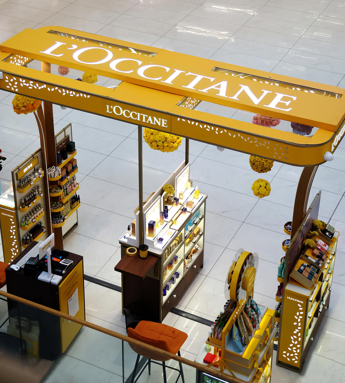 „ლო­ქ­სი­ტა­ნის“ მესამე ოფიციალური სივრცე „გალერია თბილისში“ უკვე გა­იხ­სნა