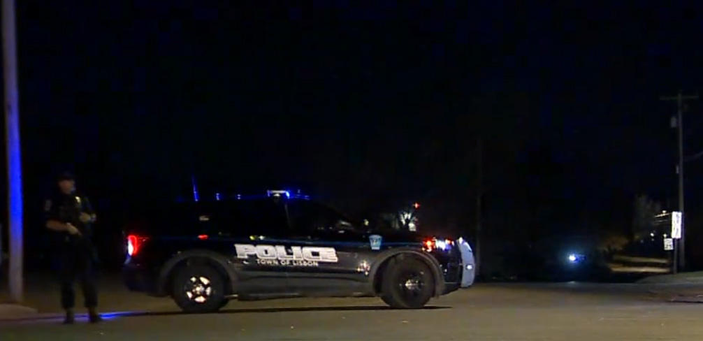 აშშ-ის მეინის შტატის მასობრივ სროლაში ეჭვმიტანილი გარდაცვლილი იპოვეს