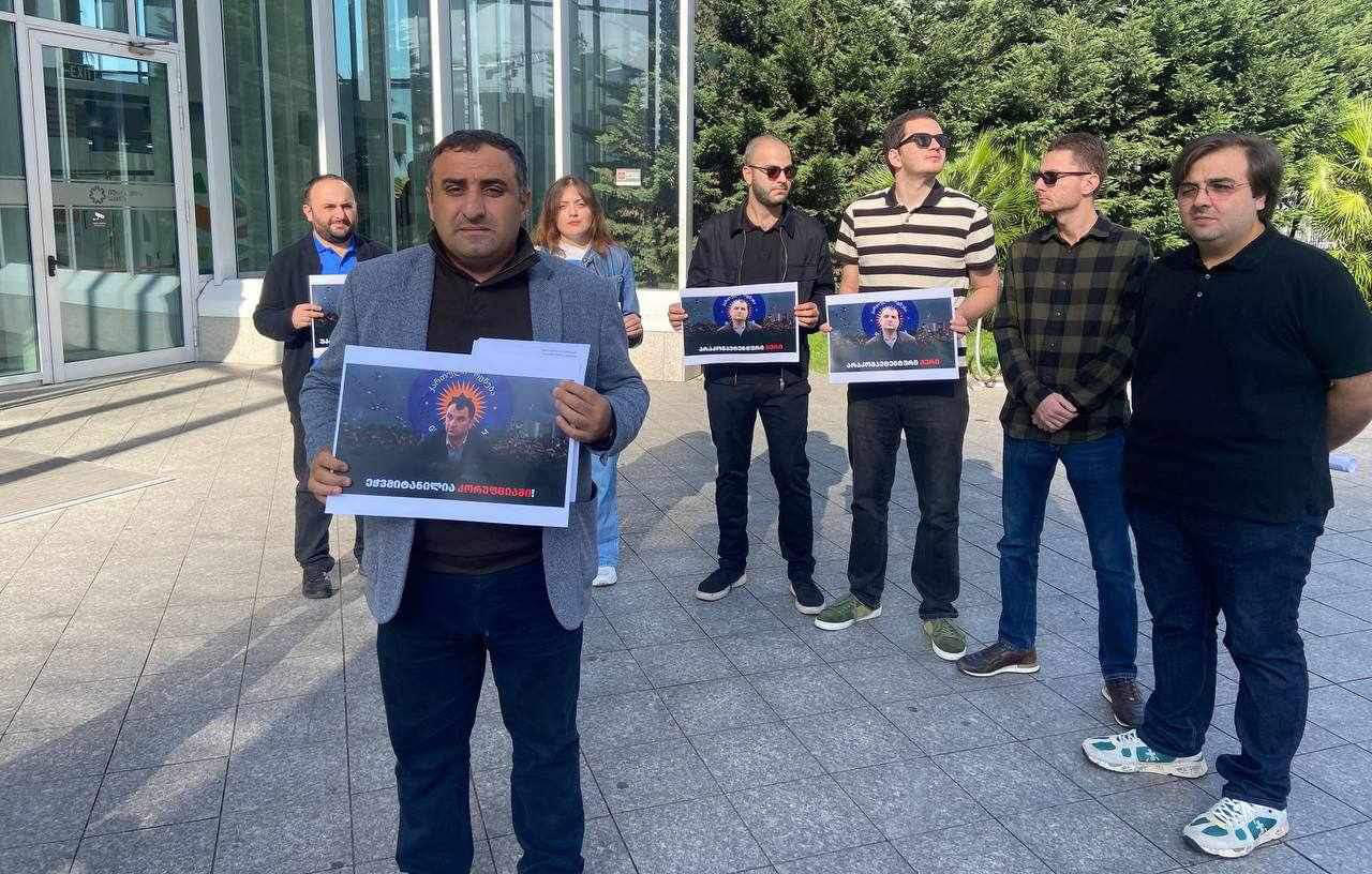 რეზო ხარაზი - ბათუმს მართავს არა ბათუმელებზე, არამედ ივანიშვილის ოცნებაზე, კორუფციასა და უკანონობაზე ორიენტირებული მერი