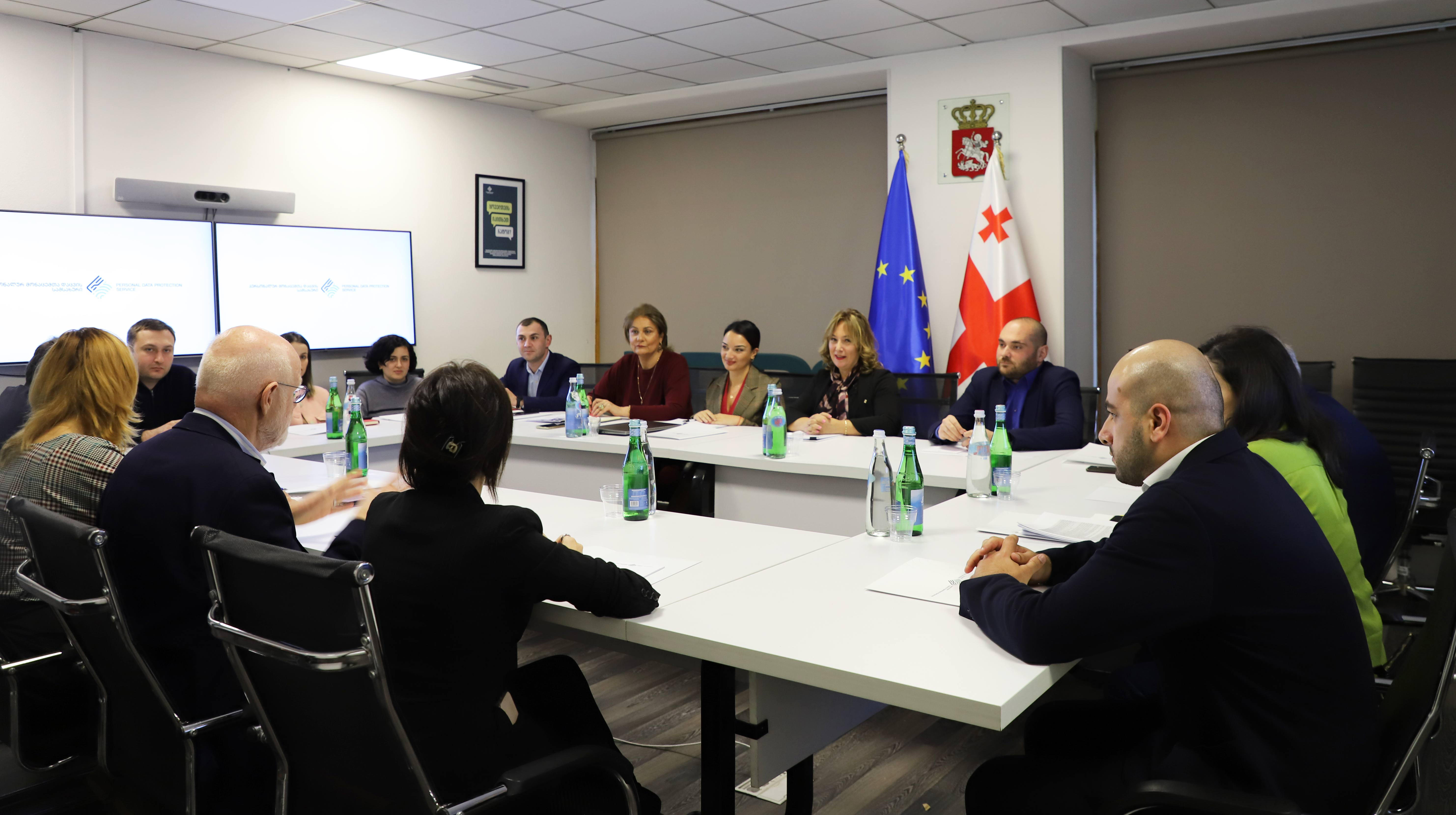 პერსონალურ მონაცემთა დაცვის სამსახურის უფროსი ლელა ჯანაშვილი ლატვიის პერსონალურ მონაცემთა დაცვის საზედამხედველო ორგანოს ხელმძღვანელს შეხვდა