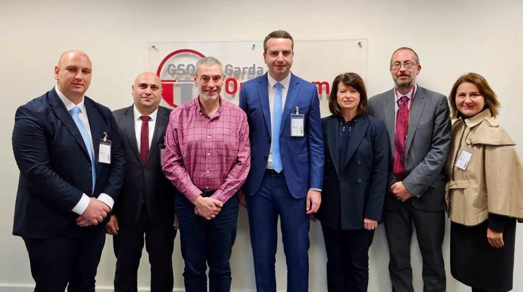 კოკა კაციტაძე ირლანდიაში „გარდა სოჩანა ომბუდსმენის კომისიის“ წევრებს შეხვდა