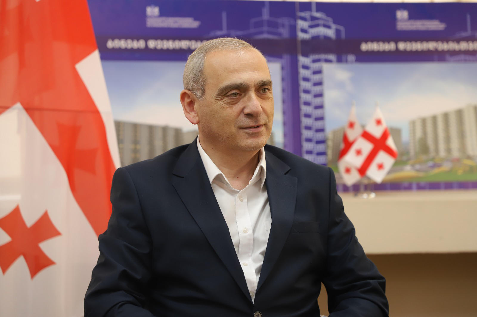 ახალაშენებულ კორპუსებში ბინის მიღების მსურველი დევნილი ოჯახების განაცხადების მიღება იწყება