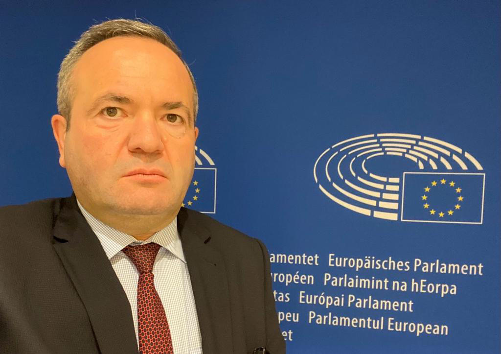 ზურაბ ჭიაბერაშვილი - საჭიროა, ქართველ ხალხს საშუალება მიეცეს, აირჩიოს პროევროპული მთავრობა, რომელიც შეუერთდება ევროპის სხვა ქვეყნებს და მხარს დაუჭერს უკრაინის ბრძოლას სუვერენიტეტისა და ტერიტორიული მთლიანობისთვის