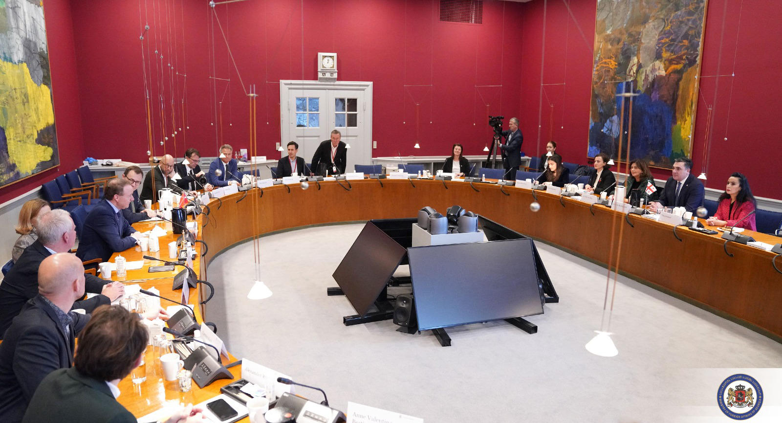 ილია დარჩიაშვილმა დანიელ პარლამენტარებთან შეხვედრა გამართა