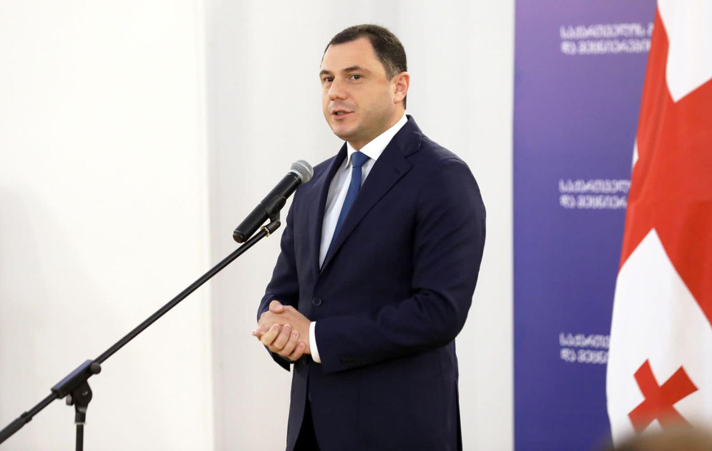 გიორგი ამილახვარი - გილოცავთ სტუდენტთა საერთაშორისო დღეს - მინდა, არასდროს შეუშინდეთ გამოწვევებს და ყოველთვის გჯეროდეთ თქვენი შესაძლებლობების